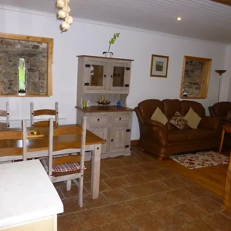 Belan - Courtyard Accommodation,