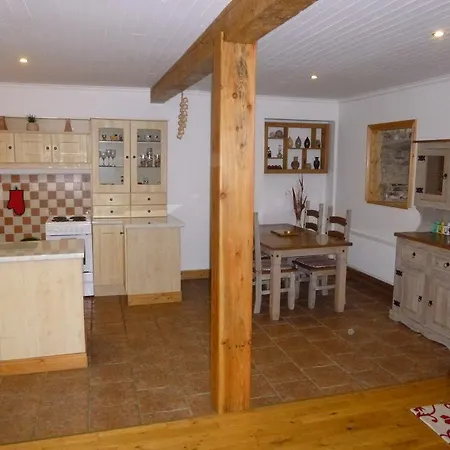 Apartment Belan - Courtyard Accommodation,